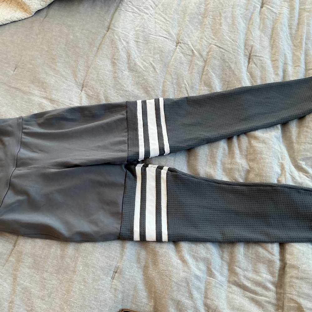 Bombshell gray thigh high leggings sz xs